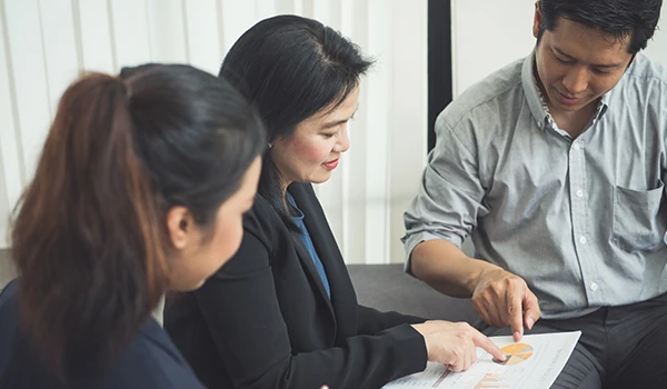 Mortgage broker craigieburn helping clients with home loans and refinancing